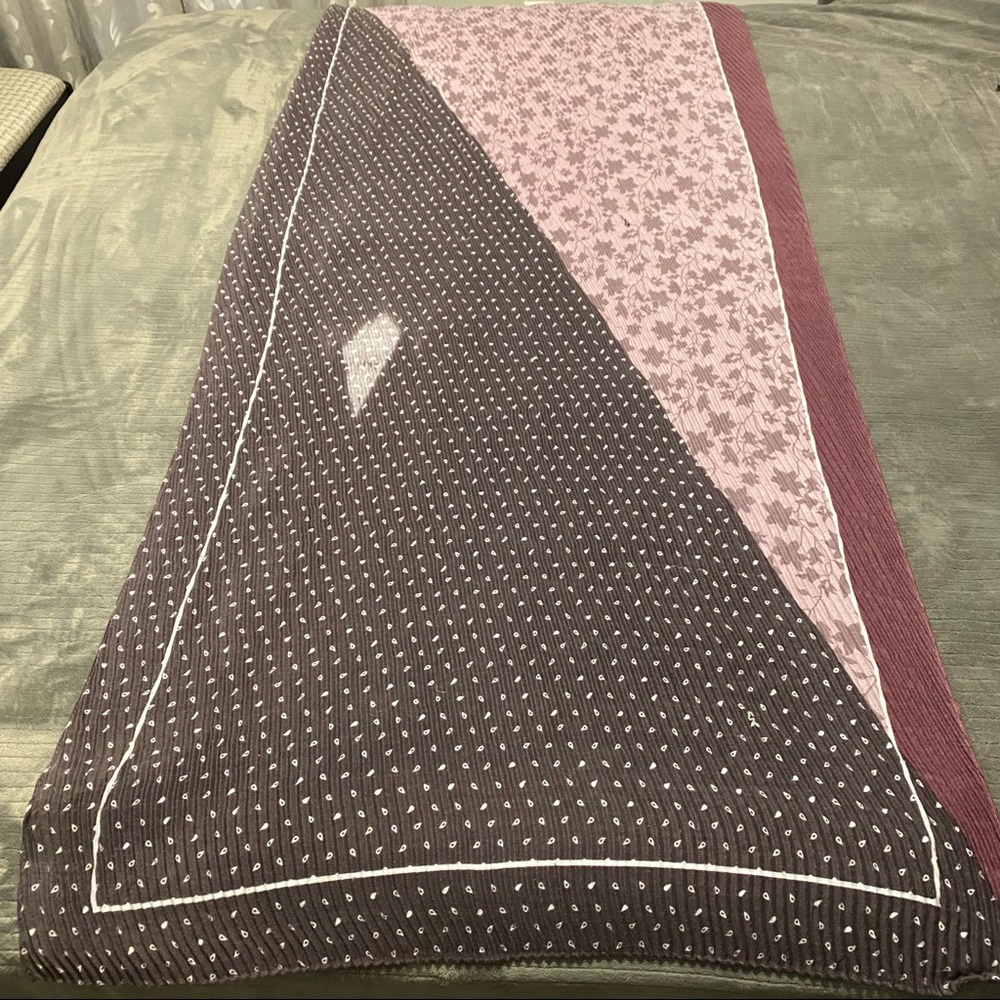 Purple Crinkle Scarf